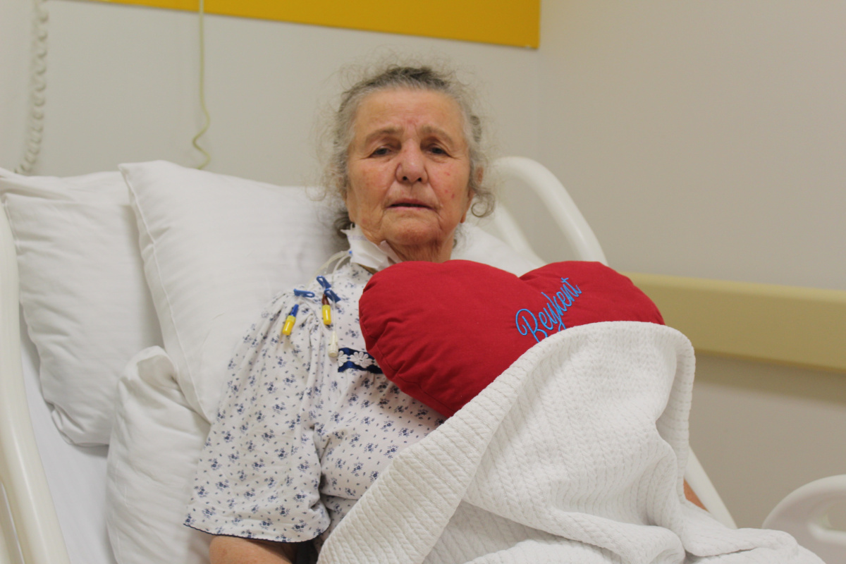22 dakika boyunca hem kansız hem kalpsiz yaşam mücadelesi verdi